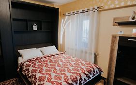 Carla'S Studio Central Palas, Airport Shuttle